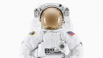 Βρετανός φωτογράφισε τεχνουργήματα της NASA