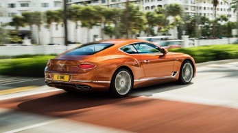 Δυναμίτης η νέα Bentley Continental GT V8 με 542 ίππους
