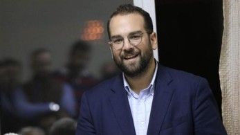 Ο Φαρμάκης κέρδισε τον εκλεκτό του ΣΥΡΙΖΑ και του ΚΙΝΑΛ