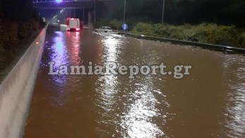 «Ιανός»: Αγωνία στον Αλμυρό – Μάχη με τον χρόνο για να μην πλημμυρίσει η πόλη