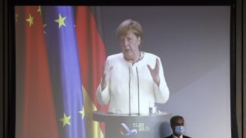 Μέρκελ για Μόρια: Η στήριξη προς την Ελλάδα πρέπει να οργανωθεί σε ευρωπαϊκό επίπεδο