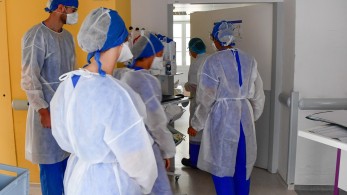 Κορωνοϊός: Μεγαλώνει η μαύρη λίστα – 354 οι νεκροί