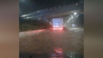 Αίσιο τέλος για τους τρεις εγκλωβισμένους στον Αλμυρό από τον “Ιανό”