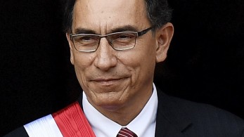 Περού: Διαδικασία παραπομπής του προέδρου λόγω “ηθικής ανικανότητας”