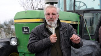 Πέθανε ο εμβληματικός αγροτοσυνδικαλιστής Βαγγέλης Μπούτας