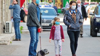 ΠΟΥ: Να μη γίνει ο κορωνοϊός “πολιτικό ποδόσφαιρο”