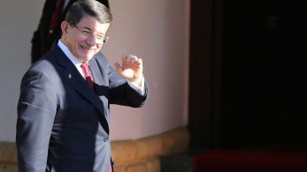 Τουρκία: Νταβούτογλου κατά Ερντογάν