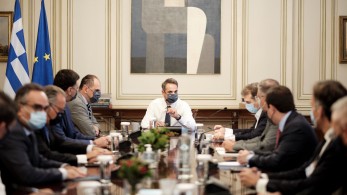 Φωτιά στη Μόρια: Κυβερνητικό κλιμάκιο μεταβαίνει στη Λέσβο