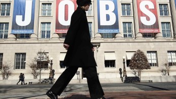 Την 1η Οκτωβρίου ξεκινά το πρόγραμμα που επιδοτεί 100.000 νέες θέσεις εργασίας