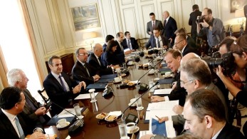 Κορωνοϊός: Τρεις υπουργοί σε καραντίνα