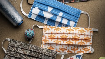 Μάσκες από το ΥΠΠΟΑ με εικόνες από την πολιτιστική μας κληρονομιά