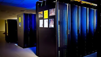 ΕΕ: Επενδύει 8 δισ. στην επόμενη γενιά υπερυπολογιστών