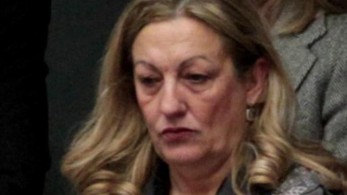 Ευκλείδη, πες αλεύρι; Η αδερφή του Τσίπρα (Ζανέτ) σε γυρεύει!