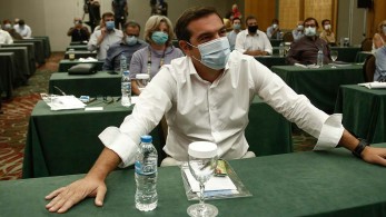 Με παλιά υλικά δεν φτιάχνεις νέο κόμμα