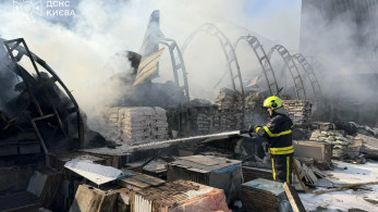 Η Ουκρανία χτύπησε το μεγαλύτερο ρωσικό διυλιστήριο που προμήθευε με καύσιμα τον στρατό (video)