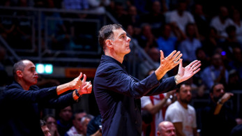 Euroleague: απαλλάχθηκε ο Γιώργος Μπαρτζώκας για το περιστατικό στη Μπολόνια με τη Βίρτους