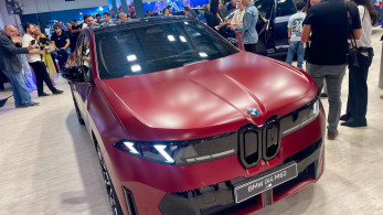 AUTO ATHINA 2026: Το «Μανιφέστο» στην πανευρωπαϊκή παρουσίαση της νέας BMW iX4 Neue Klasse (Photos)
