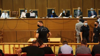 Δίκη Χρυσής Αυγής: Ένοχοι για εγκληματική οργάνωση οι 50 από τους 65 κατηγορουμένους