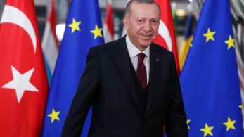 Γιατί ο Ερντογάν τραβάει το σχοινί με Αθήνα και ΕΕ