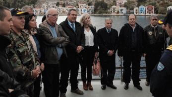 Πέτσας: Όταν ο ΣΥΡΙΖΑ συμπορευόταν με τη Χρυσή Αυγή! (pics)