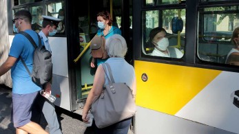 Καραμανλής: Την Πέμπτη τα πρώτα λεωφορεία των ΚΤΕΛ στους δρόμους