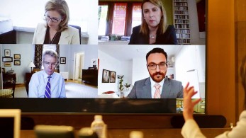 Τηλεδιάσκεψη Αγγελοπούλου – Πάιατ