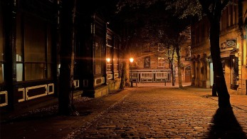 Αγγλία: Κάθε εννέα μέρες διπλασιάζονται τα κρούσματα κορωνοϊού