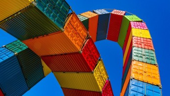 Στην τσιμπίδα της ΑΑΔΕ οι απάτες με ΦΠΑ