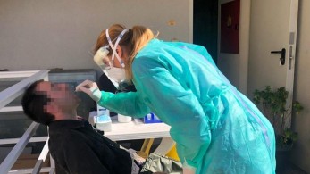 Κλιμάκια του ΕΟΔΥ έκαναν τεστ κορωνοϊού σε Γουμένισσα και νότια Ρόδο