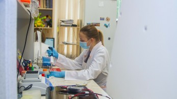 Διαχείριση πανδημίας: Ικανοποιημένοι οι Έλληνες επιστήμονες-Η κυβέρνηση τους άκουσε