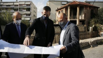 Χατζηδάκης: Απόλυτης προτεραιότητας το ζήτημα των ετοιμόρροπων κτιρίων