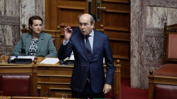 Χατζηδάκης: Μένουμε σταθεροί στη γραμμή της υπευθυνότητας