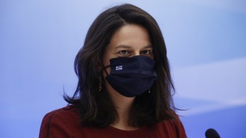 Κεραμέως: Το πιθανότερο τα σχολεία να ανοίξουν πριν τις γιορτές