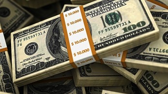 Ινδός κροίσος έγινε Έλληνας φορολογούμενος