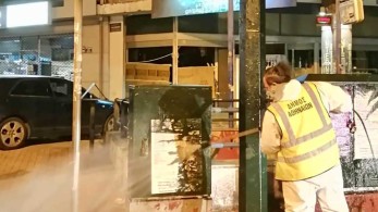 Δήμος Αθηναίων: Αφαιρέθηκαν χιλιάδες αφίσες στο κέντρο της πόλης