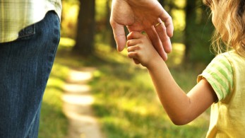 Επίδομα Παιδιού: Την παραμονή της Πρωτοχρονιάς η τελευταία δόση