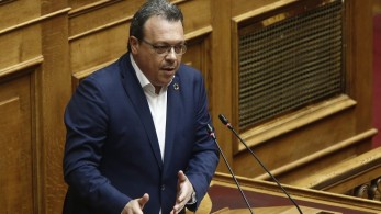 Πιέζεται να είναι υποψήφιος πρόεδρος ο Φάμελλος Πιέζεται να είναι υποψήφιος πρόεδρος ο Φάμελλος
