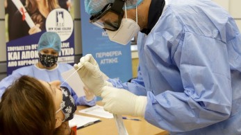 Σαρηγιάννης για κορωνοϊό: Κοντά στα 700 κρούσματα ημερησίως στο τέλος του έτους