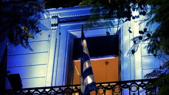 Το μυθιστόρημα των «Καραμανλικών» χωρίς Καραμανλή