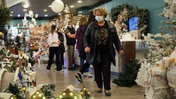 Κορωνοϊός: Προσεκτικά τα βήματα για σταδιακή μετάβαση στην κανονικότητα