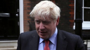 Ευχές Τζόνσον στον Μακρόν για ταχεία ανάρρωση