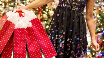 Μόνο με click away το λιανεμπόριο από την Κυριακή