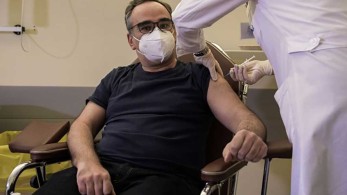 Με τον Κοντοζαμάνη ξεκίνησαν οι εμβολιασμοί στα Γιάννενα