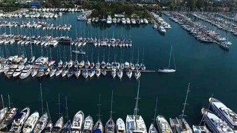 Θεοχάρης προς ξένους επενδυτές: Τώρα είναι η ώρα να επενδύσετε στην Ελλάδα