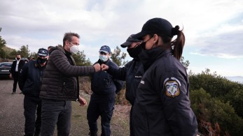 Λέσβος: Το ευχαριστώ του πρωθυπουργού σε Ένοπλες Δυνάμεις, Λιμενικό και Αστυνομία