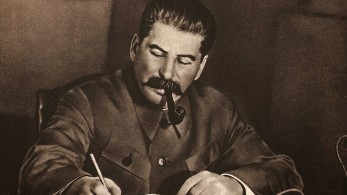 Τα “ορφανά” του Στάλιν… επιστρέφουν στον τόπο του εγκλήματος!