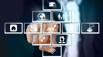 Περιφέρεια Αττικής: Ενεργοποιούνται άλλες 49 νέες ψηφιακές υπηρεσίες