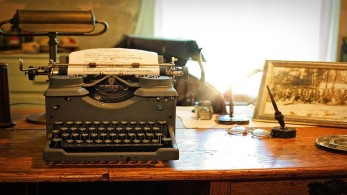 “Έφυγε” από τη ζωή ο δημοσιογράφος Σπύρος Κομίνης