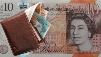 Βρετανία: Βουτιά σημειώνει η στερλίνα λόγω κορωνοϊού και Brexit