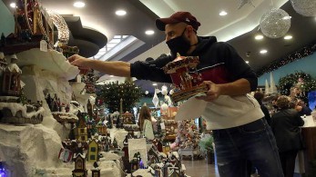 Βατόπουλος: Μάσκες και αποστάσεις τα Χριστούγεννα